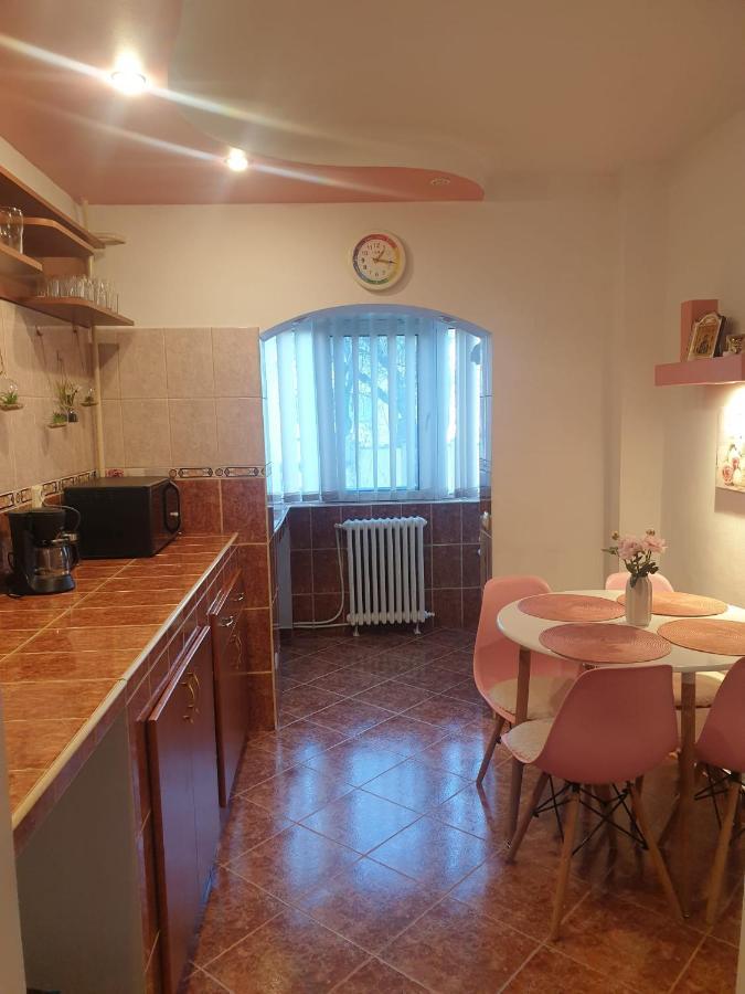 3 Camere Central Iasi Exterior photo
